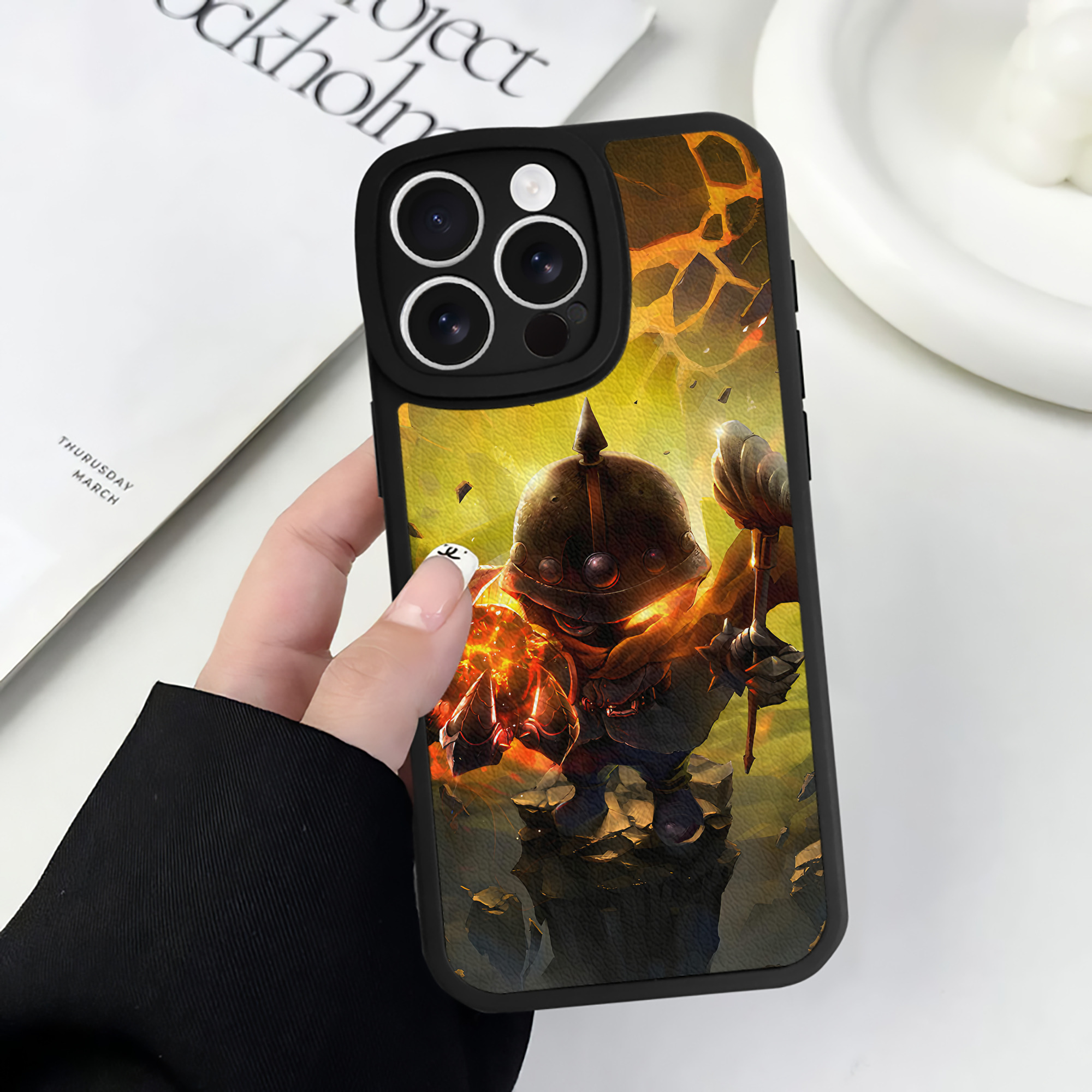 （画像用） リーグ・オブ・レジェンド League of Legends LOL 【iPhone 16シリーズ対応】シリコンスマホケース（レザー調） 材質：シリコン